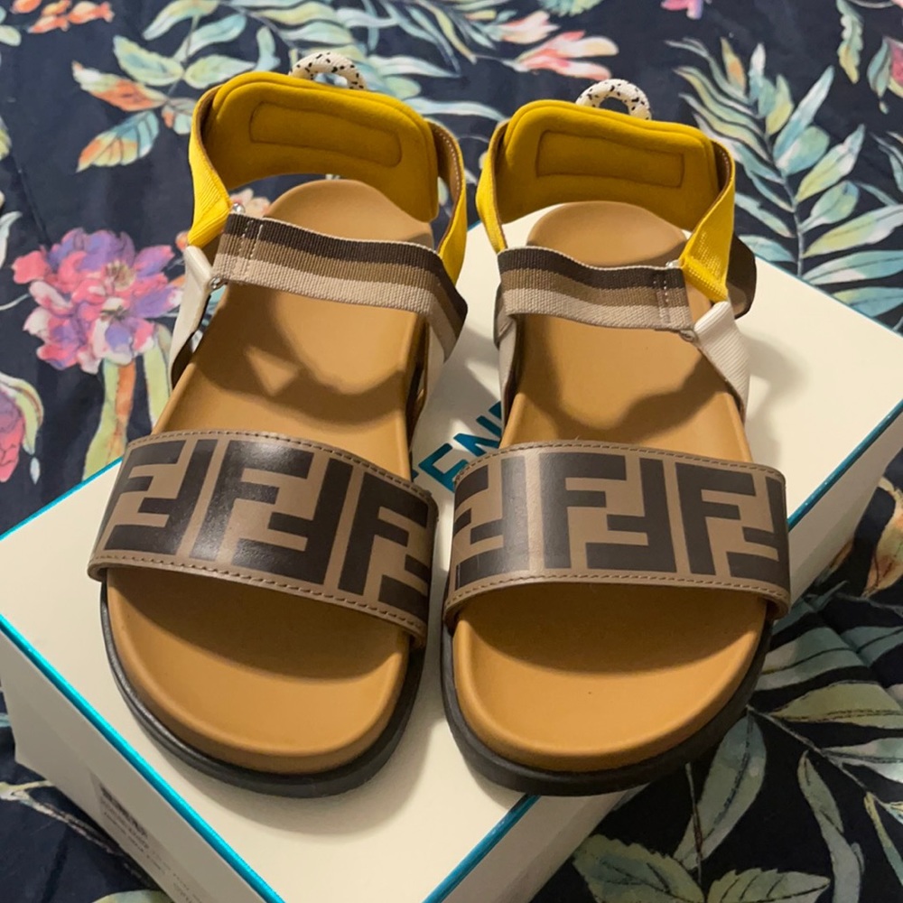 FF logo stripe sandal